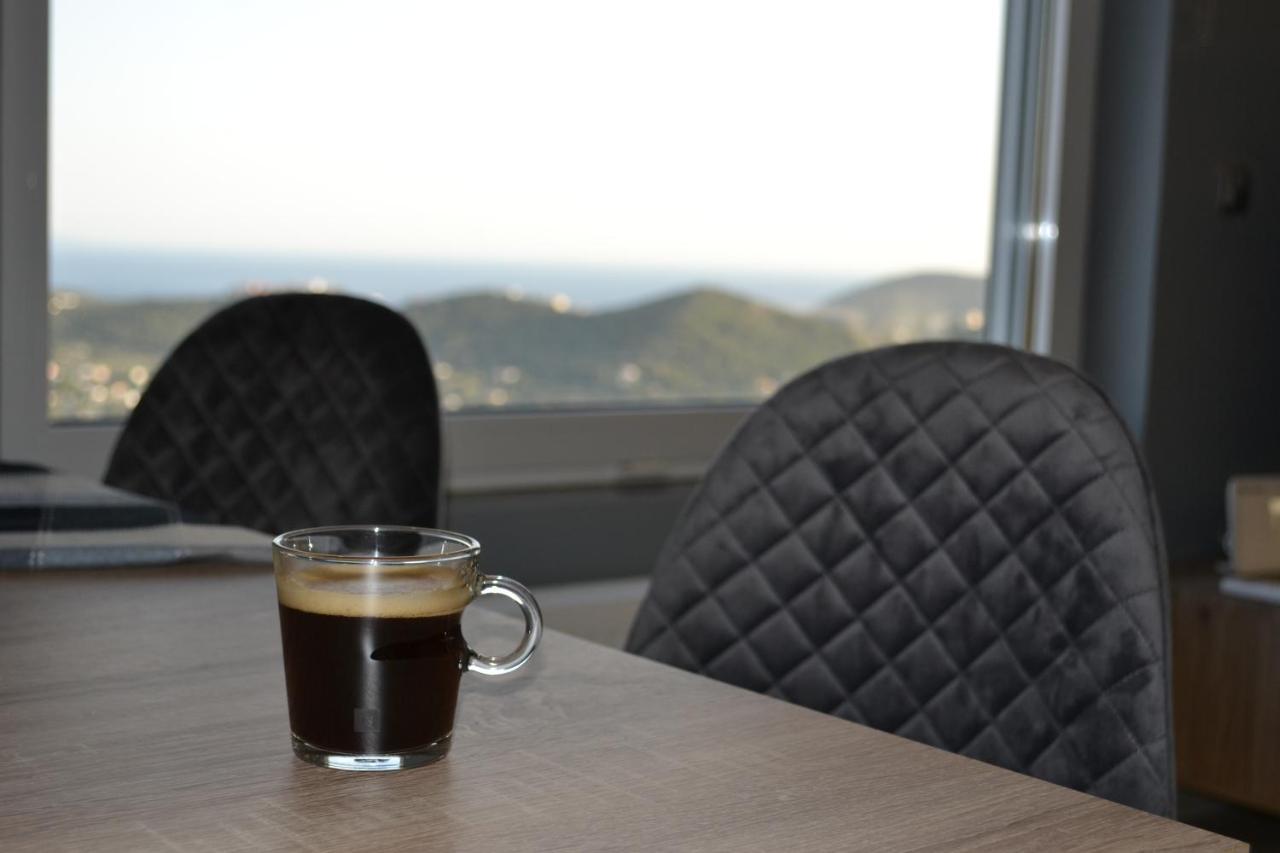 "Stergiou Luxury Apartments" Με Κοινη Πισινα Saronida Dış mekan fotoğraf